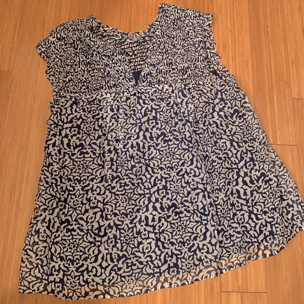 Vineyard vibes flirty top